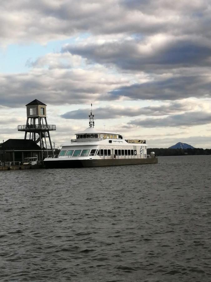 O'Berge Du Village A302 Magog ภายนอก รูปภาพ