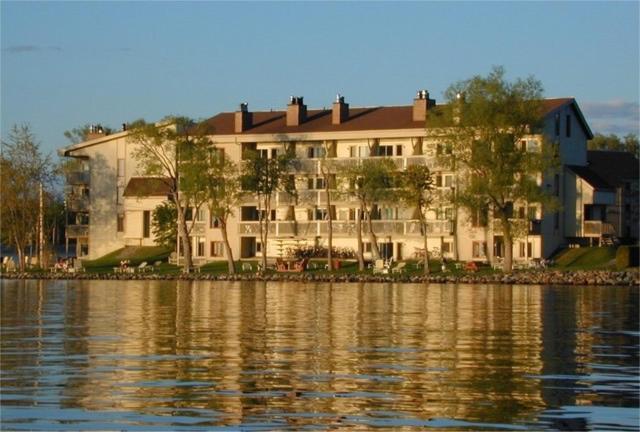 O'Berge Du Village A302 Magog ภายนอก รูปภาพ