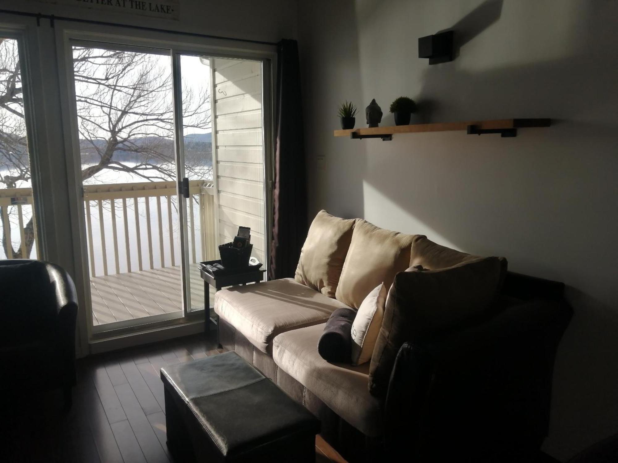 O'Berge Du Village A302 Magog ภายนอก รูปภาพ